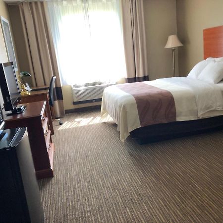 Quality Inn & Suites New Castle Εξωτερικό φωτογραφία