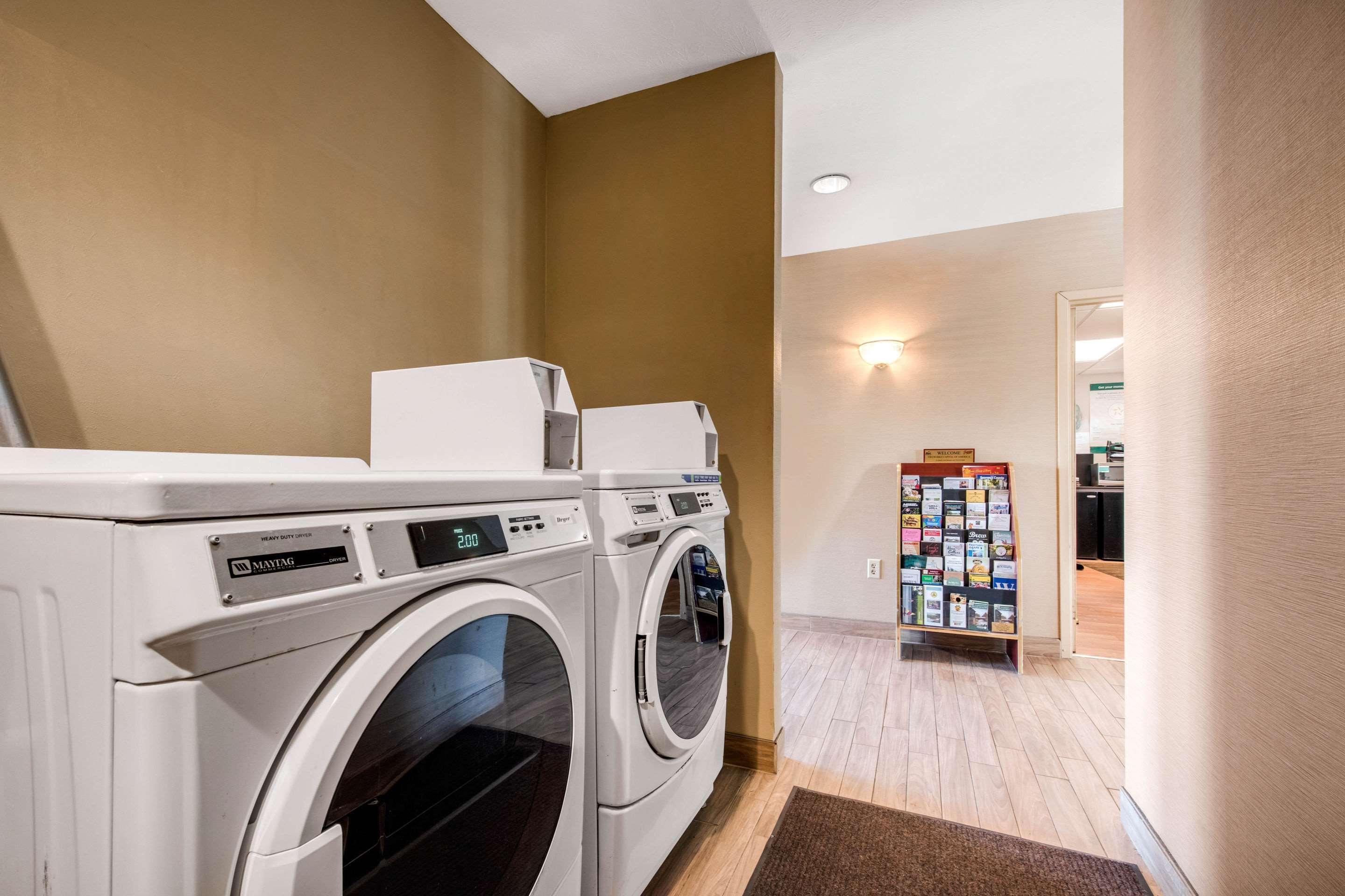 Quality Inn & Suites New Castle Εξωτερικό φωτογραφία