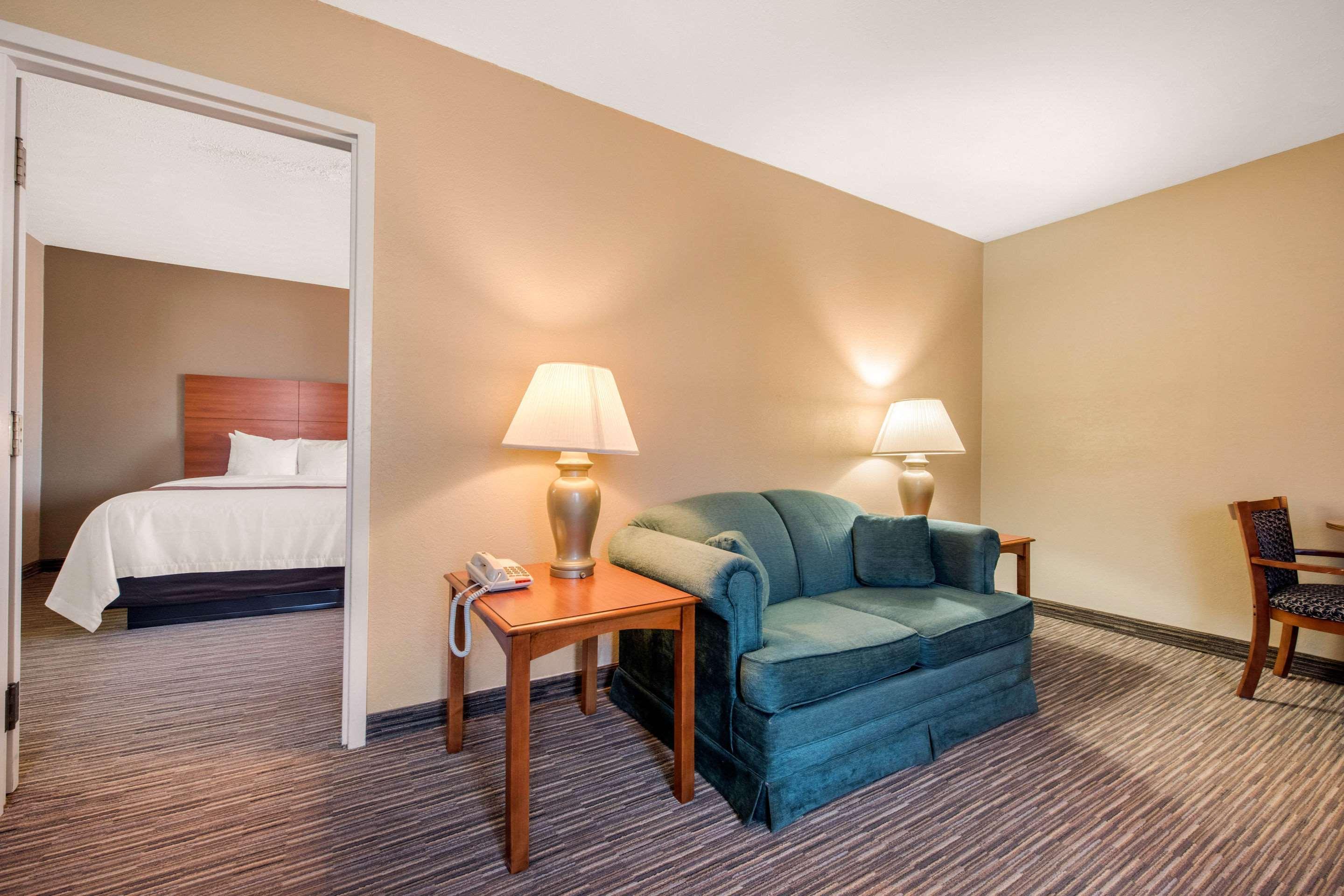 Quality Inn & Suites New Castle Εξωτερικό φωτογραφία