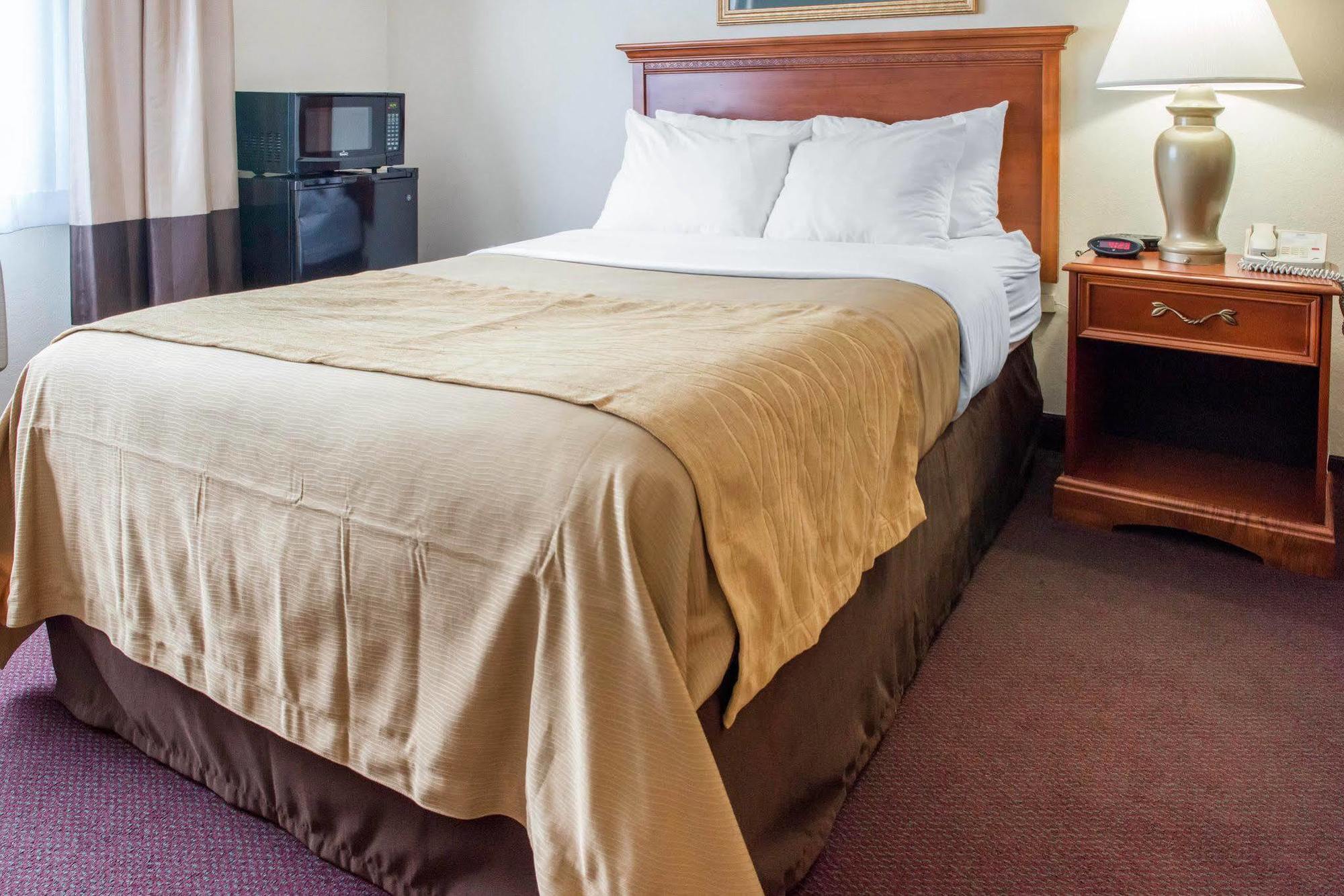 Quality Inn & Suites New Castle Εξωτερικό φωτογραφία