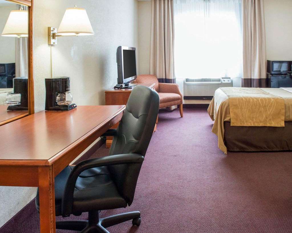 Quality Inn & Suites New Castle Δωμάτιο φωτογραφία