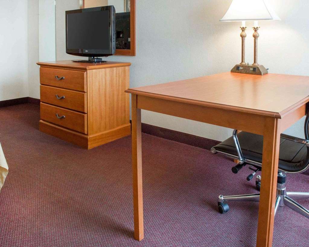 Quality Inn & Suites New Castle Δωμάτιο φωτογραφία